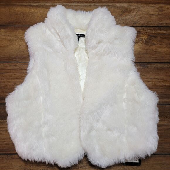 Daisy Fuentes White Faux Fur Vest - Size Medium NWT - Picture 2 of 9